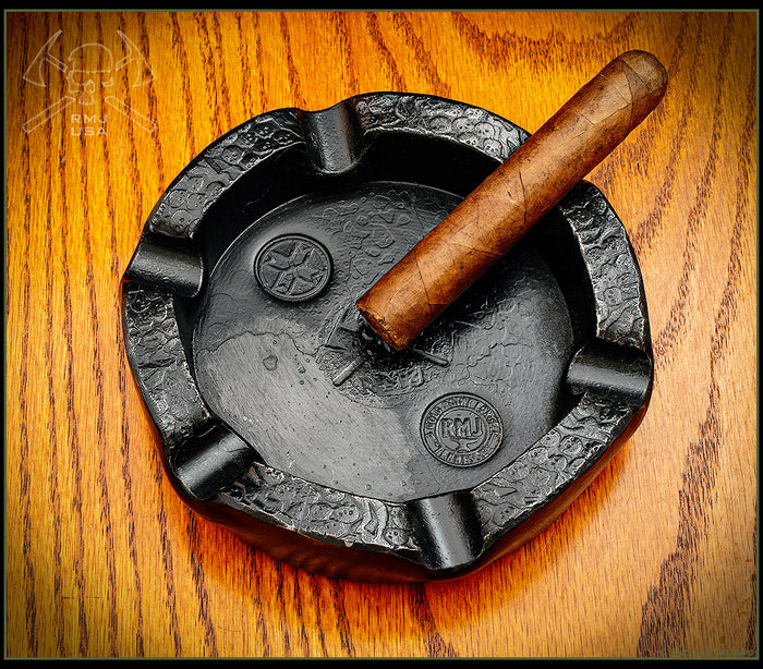 Ash-Stay Sealing Windproof Cigar Ashtray, Ashstay ashtray - Cigar Oasis